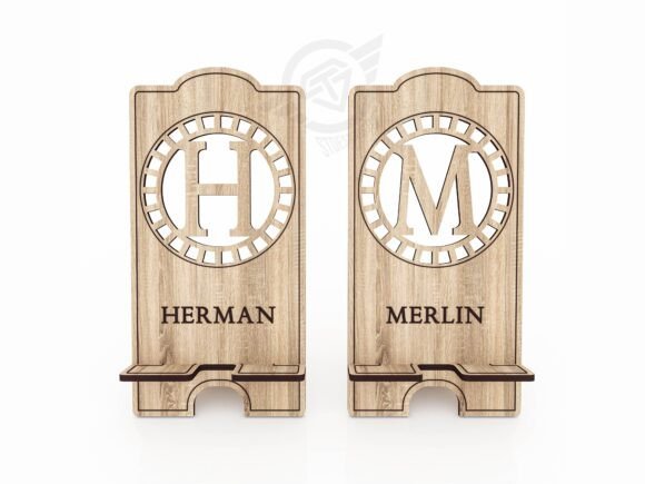 Personalisierte Handyhalterung aus Holz - Mit Namen & Initial graviert