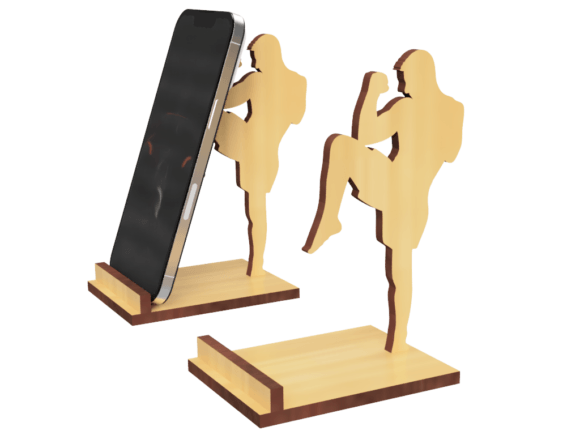 Handy-Halterung aus Holz - Karate Kämpfer Design