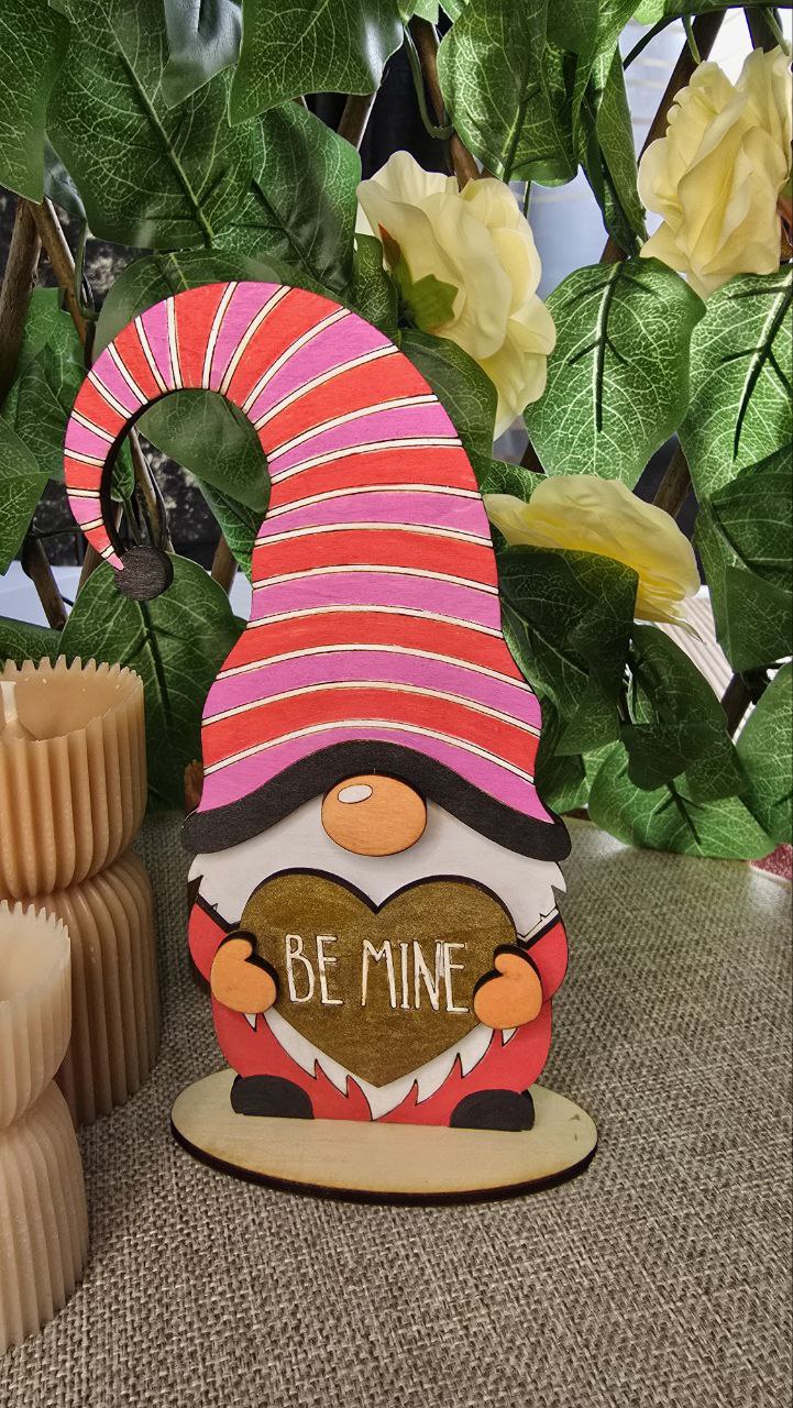 Valentinstag Wichtel "BE MINE" - Holz Dekoration mit Herz