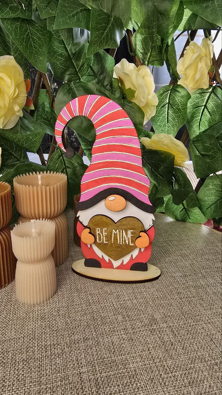 Valentinstag Wichtel "BE MINE" - Holz Dekoration mit Herz